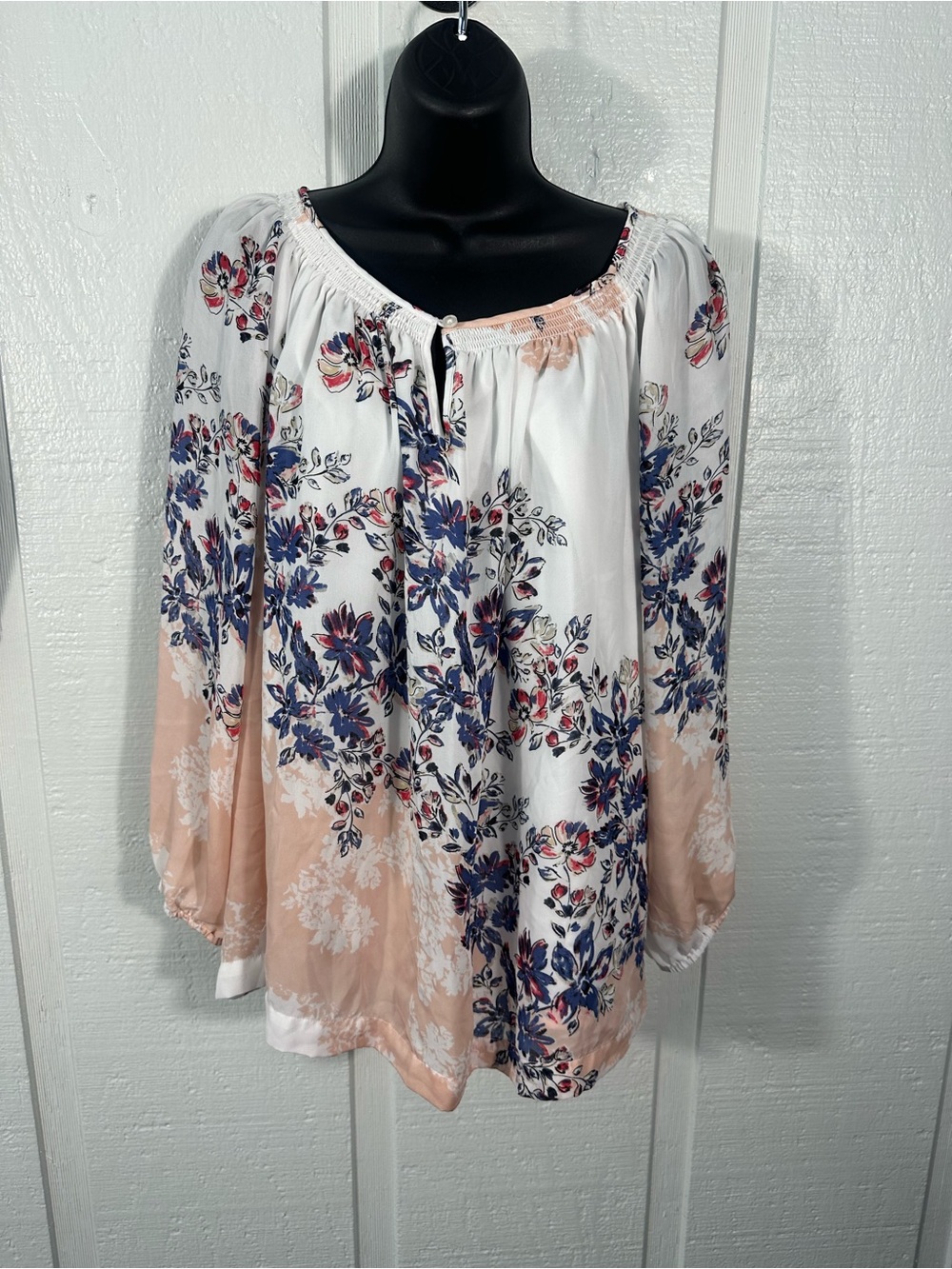 Kaari Blue Curvy Womens Floral Top Size 2x EUC
